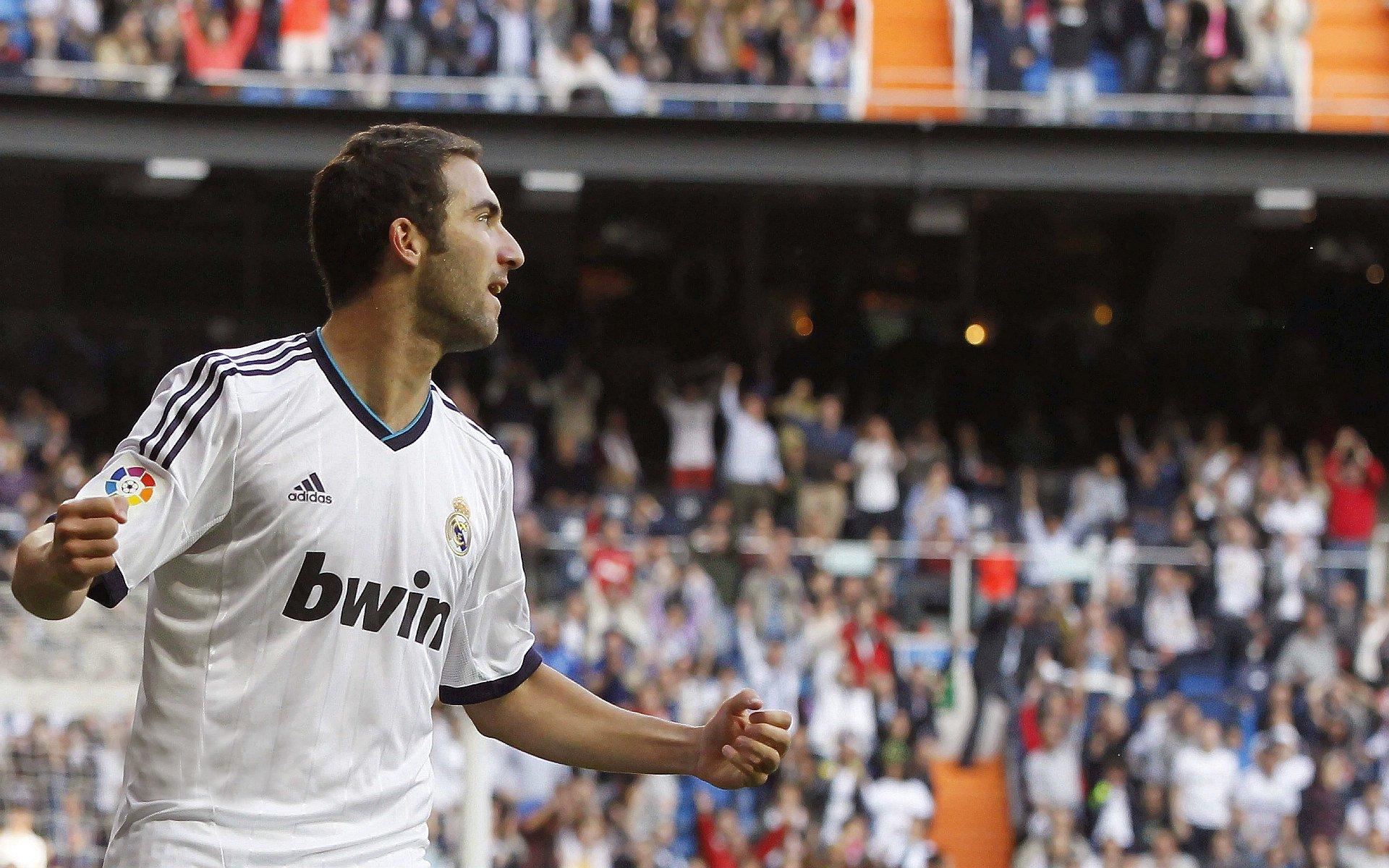 ESPN名嘴爆料,字母哥若失总决赛席位恐离队,雄鹿未来悬于一线